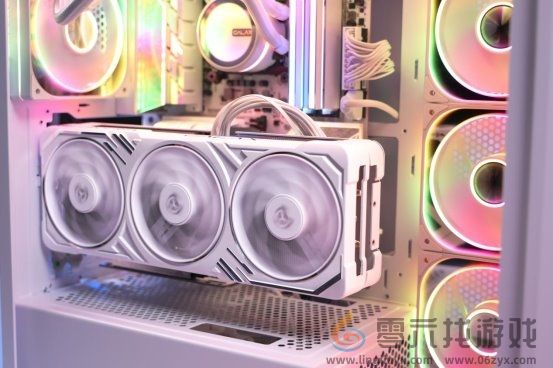 支持DLSS4，从“新”出发|影驰GeForce RTX 5080金属大师OC系列测评(图13)